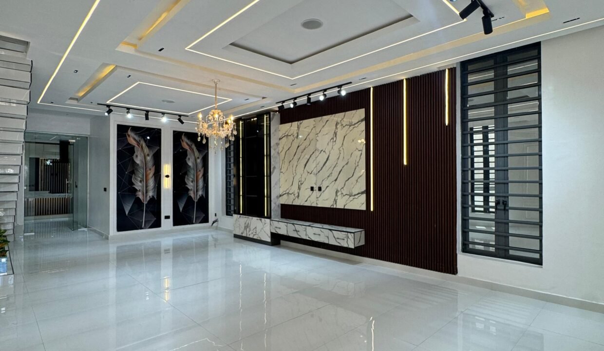 IMG-20250512-WA0007